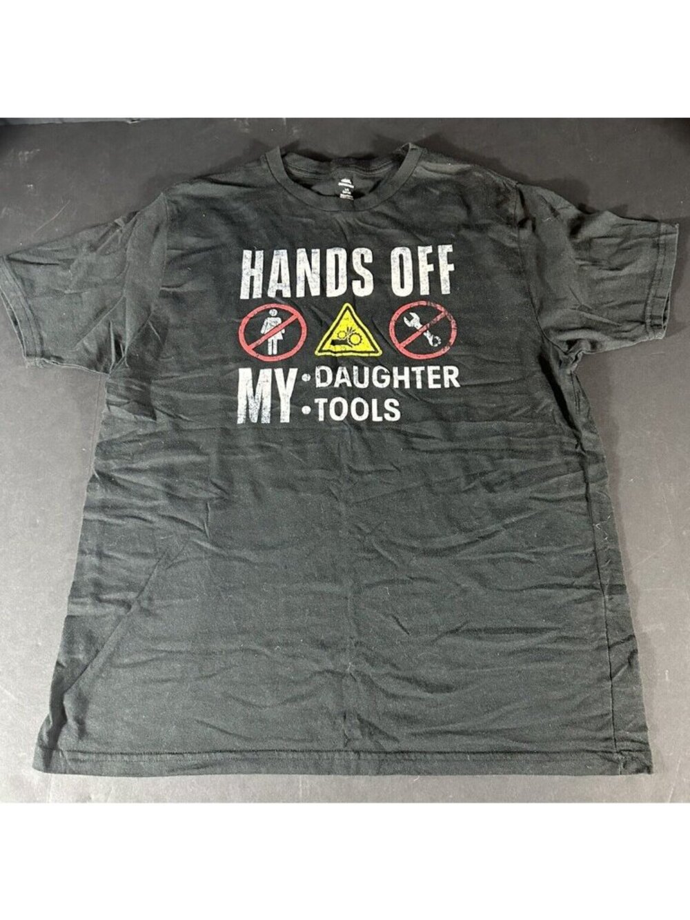 CELEBRATE Fathers day "Hands Off" T-Shirt Size L